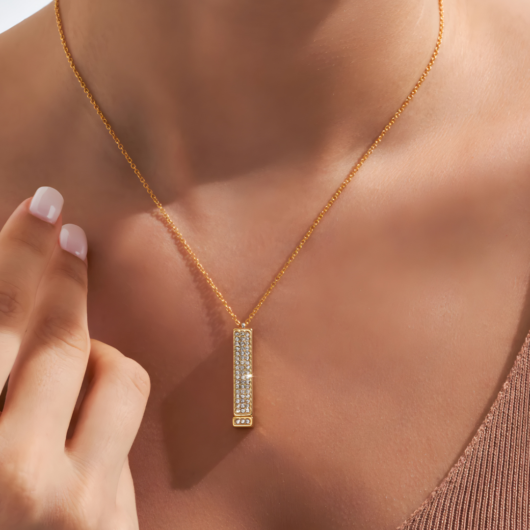 Collier 'I Love You' - Et smykke af evig kærlighed 