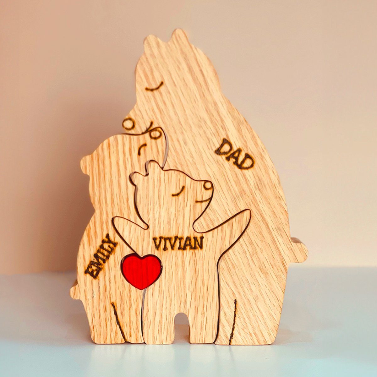 Puzzle Familial din Lemn Personalizat: Suvenir Unic și Timpuriu 